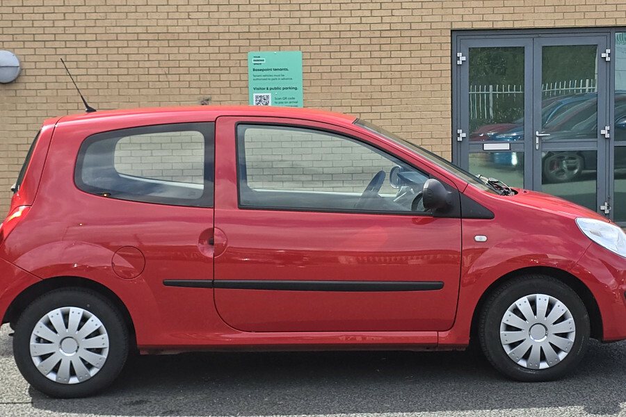 Renault Twingo Hatchback NX10THN Red #5