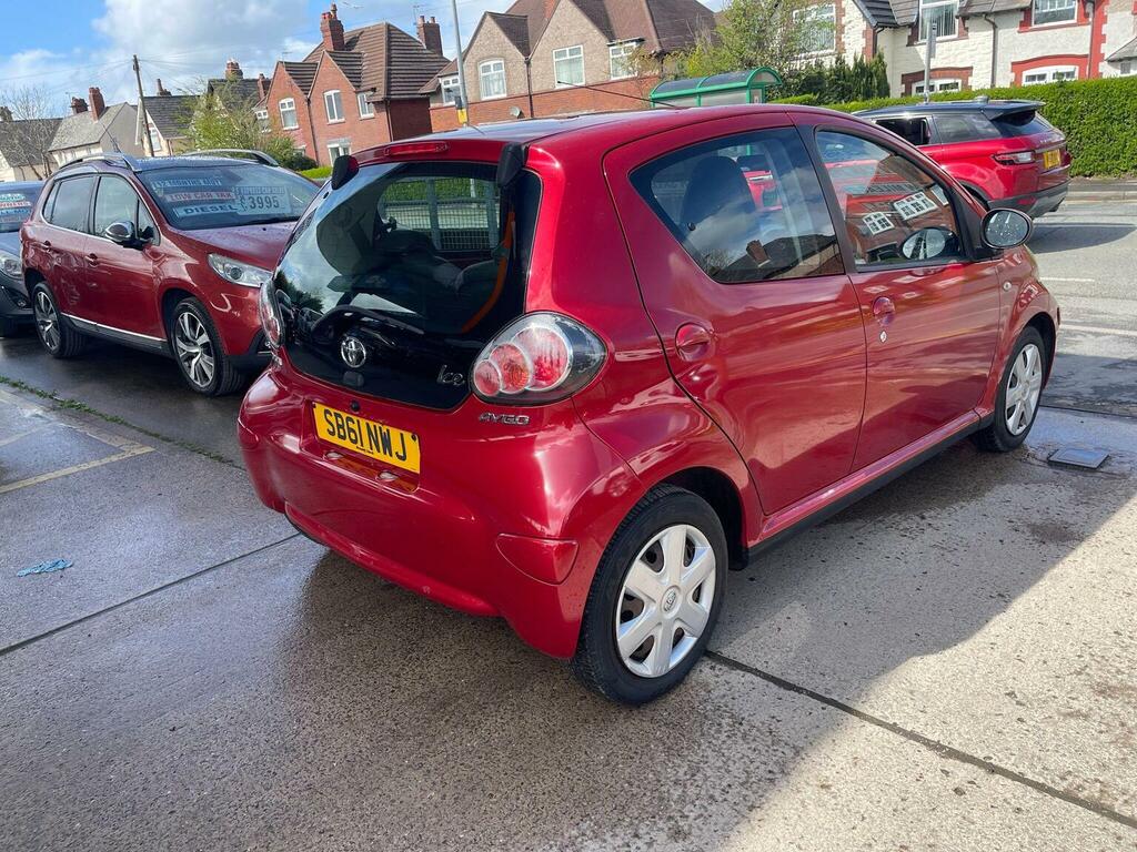 Toyota Aygo Hatchback 1.0 Vvt-i Ice Euro 5 201161 Red #2