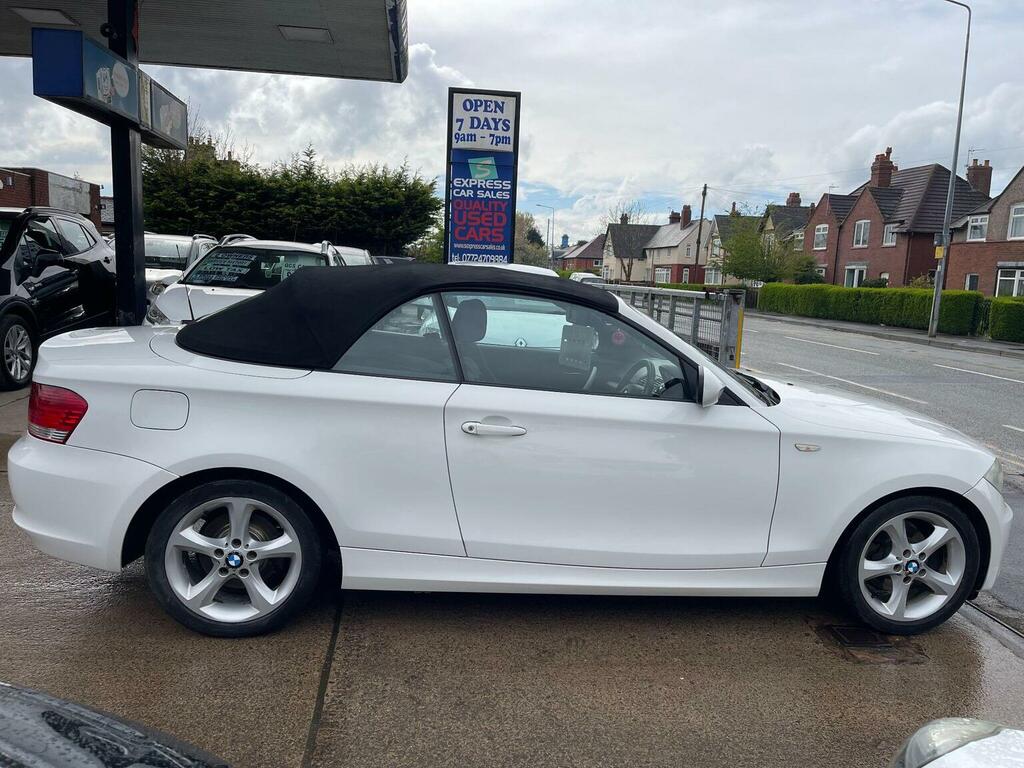 BMW 1 Series Convertible 2.0 118D Sport Euro 5 201111 DG11WUW White #3
