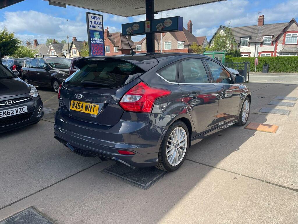 Ford Focus Hatchback 1.6 Tdci Zetec S Euro 5 Ss 2014 WX64WNT Grey #2