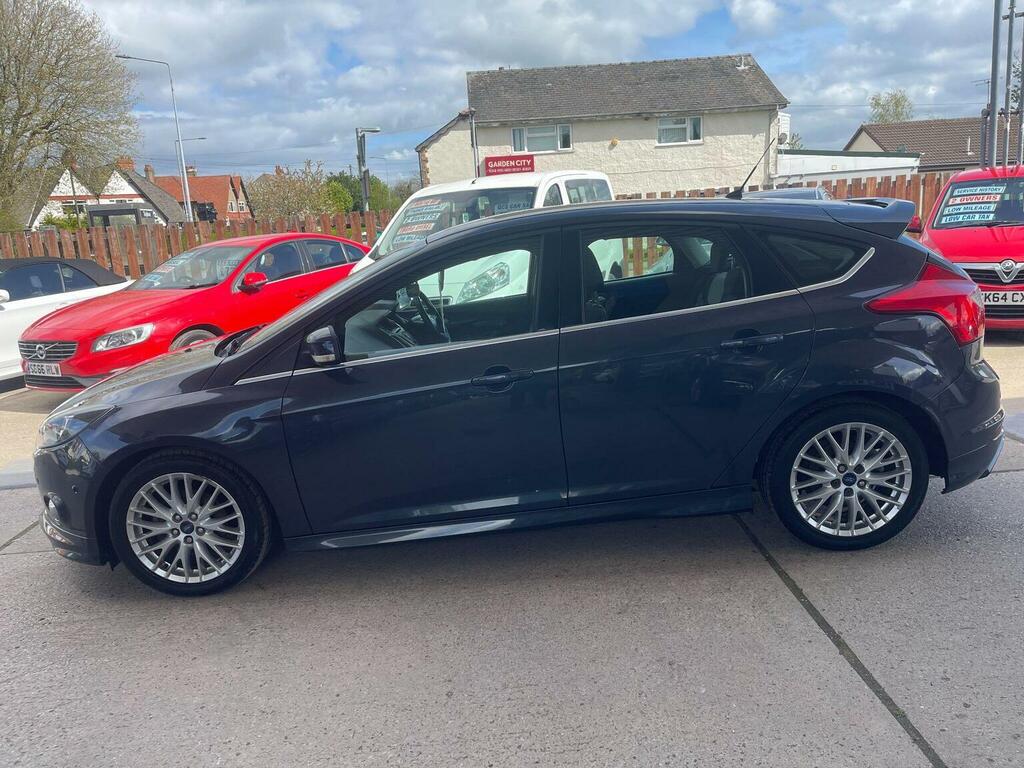 Ford Focus Hatchback 1.6 Tdci Zetec S Euro 5 Ss 2014 WX64WNT Grey #6