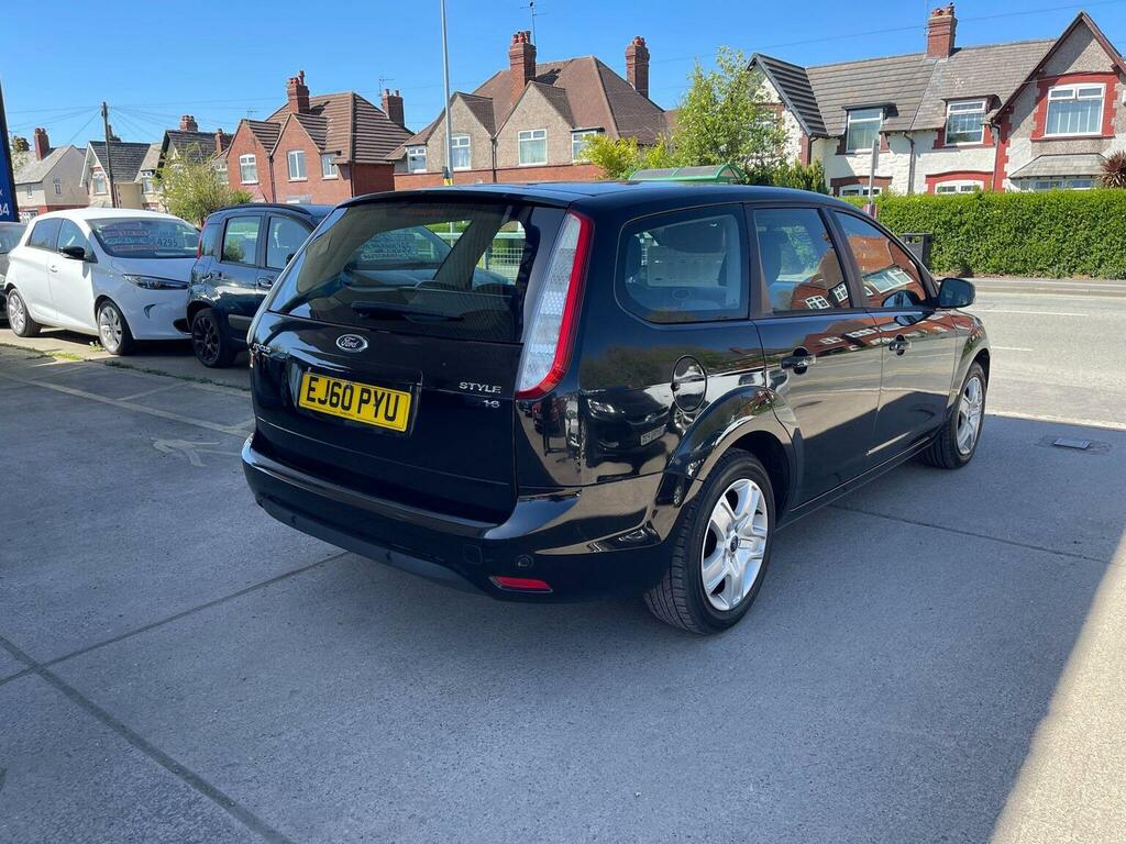 Ford Focus Estate 1.6 Style 201060 Black
