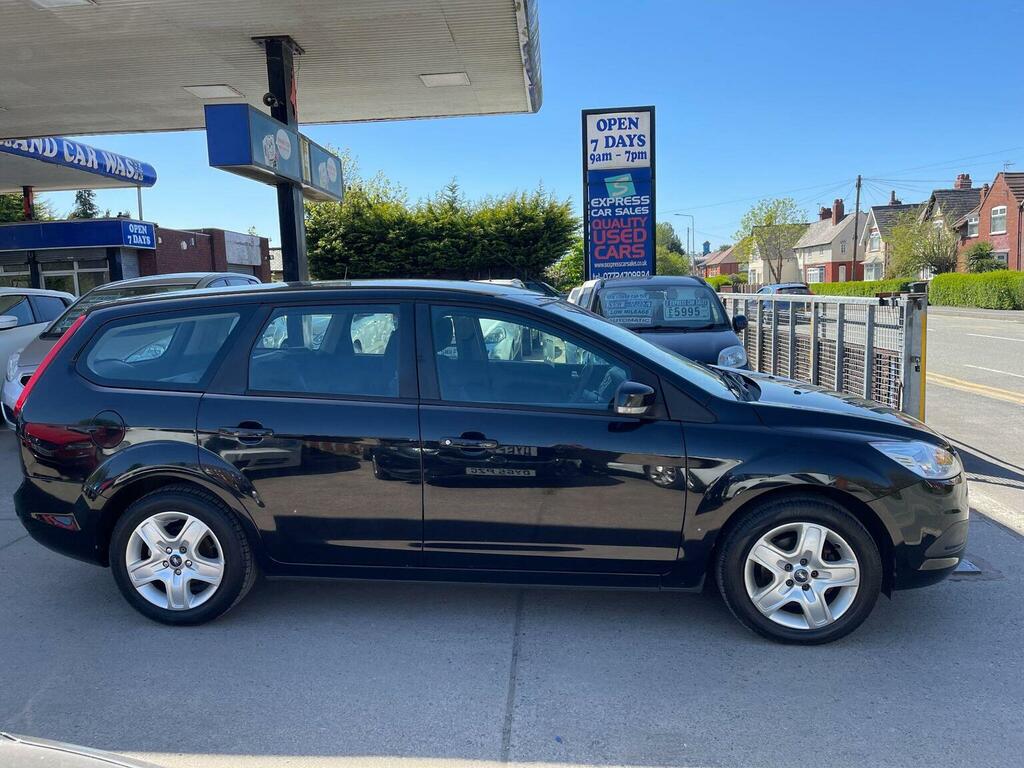 Ford Focus Estate 1.6 Style 201060 Black #2