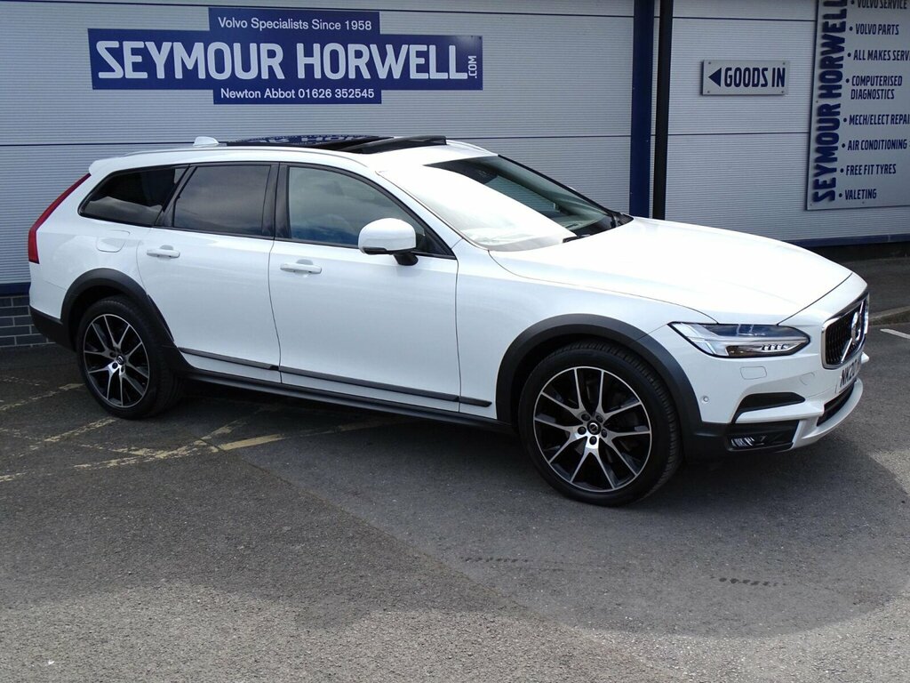 Volvo V90 2.0 D4 Plus Awd Euro 6 Ss White #3