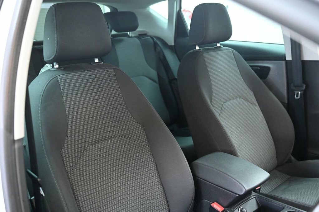 Seat Leon 1.2L Se Dynamic Technology YF18LKU White #4