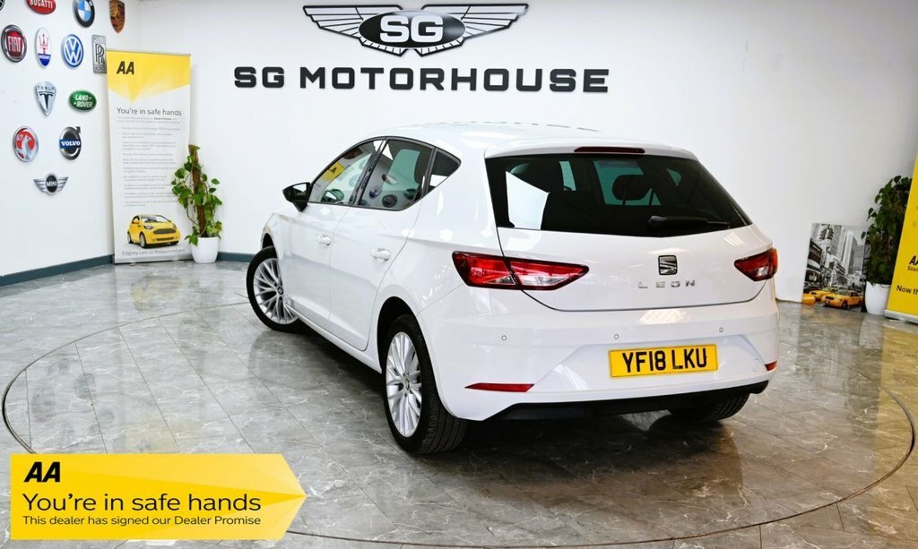 Seat Leon 1.2L Se Dynamic Technology YF18LKU White #2