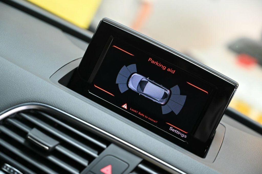 Audi Q3 2L S Line Plus MW66DNN Blue #6