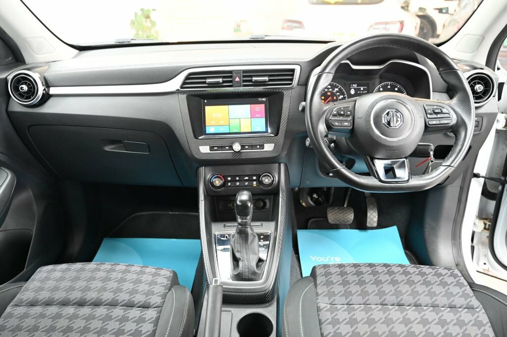 MG ZS 1L Excite White #3