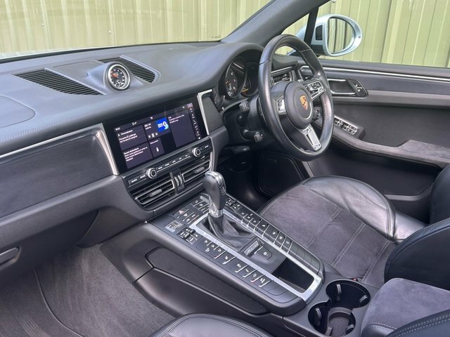 Porsche Macan 2.9T V6 Gts Suv Pdk 4Wd Euro 6 S S 3 FN21KNJ Silver #4