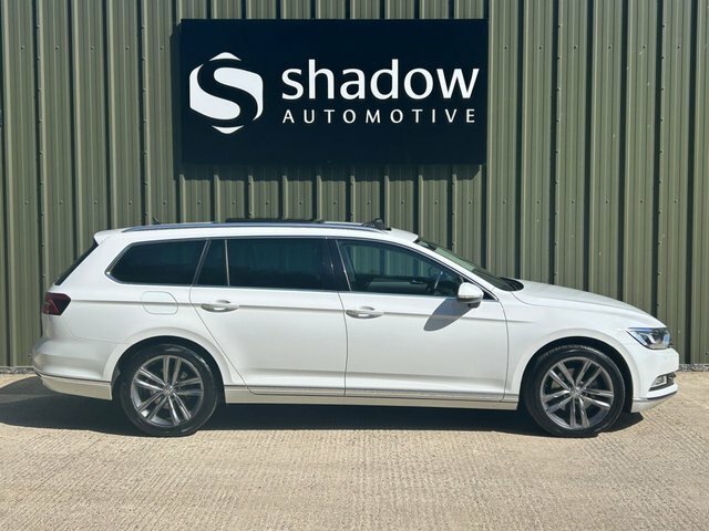 Volkswagen Passat 2.0 Tdi Gt Estate Dsg Euro 6 S S 150 XT13HAN White #6