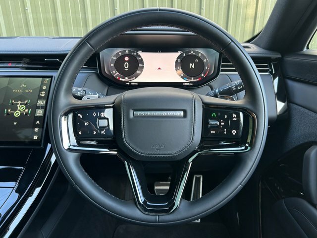 Land Rover Range Rover Sport 4.4 P530 V8 Suv 4Wd DT25FXE Black #2