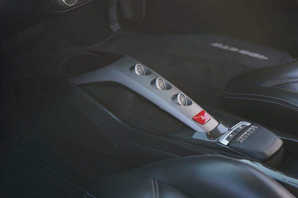 Ferrari 488 488 Gtb Black #24