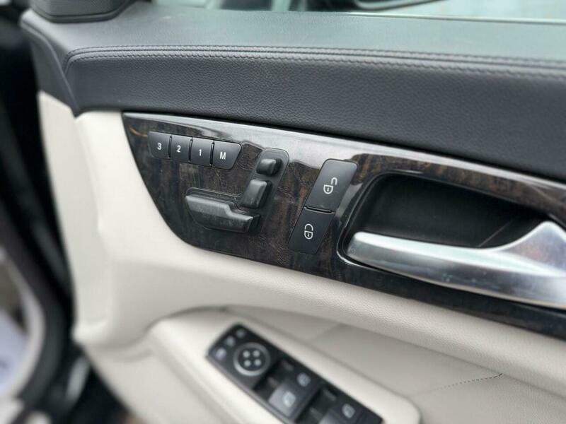 Mercedes-Benz CLS 3L Null Silver #15