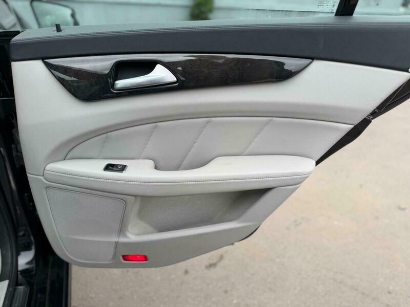 Mercedes-Benz CLS 3L Null Silver #22