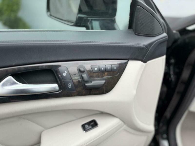 Mercedes-Benz CLS 3L Null Silver #19