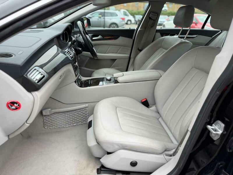 Mercedes-Benz CLS 3L Null Silver #20