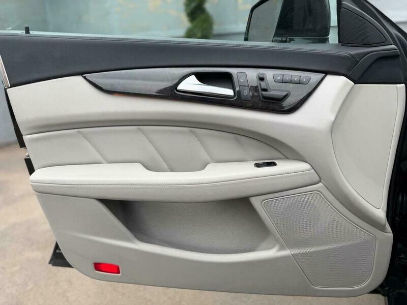 Mercedes-Benz CLS 3L Null Silver #18