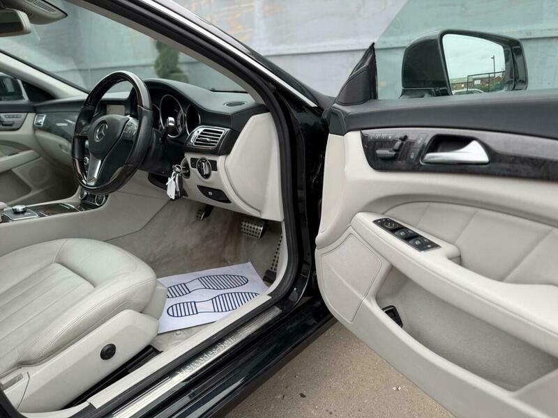 Mercedes-Benz CLS 3L Null Silver #12