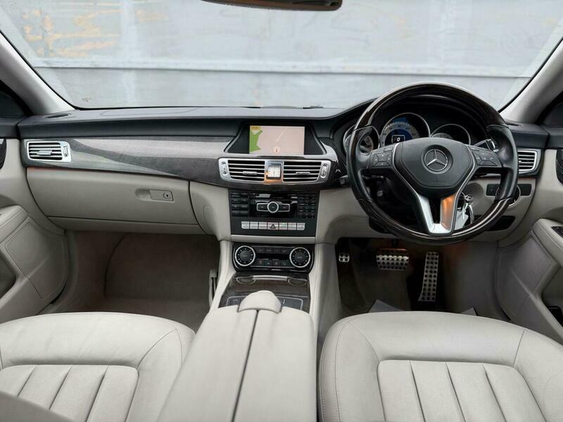 Mercedes-Benz CLS 3L Null Silver #3