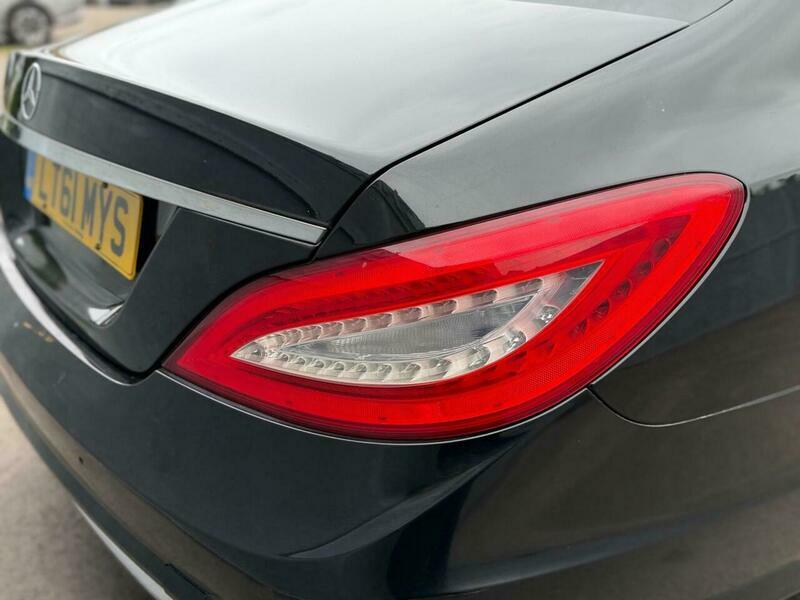 Mercedes-Benz CLS 3L Null Silver #30