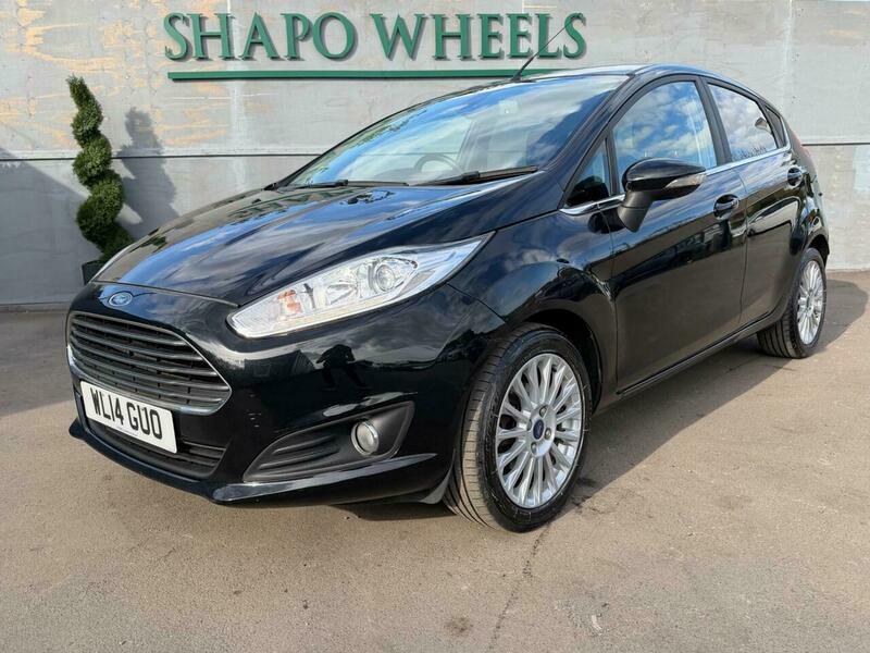 Ford Fiesta 1.6 Titanium Powershift Euro 5 - 2014 14 Plat WL14GUO Black #4
