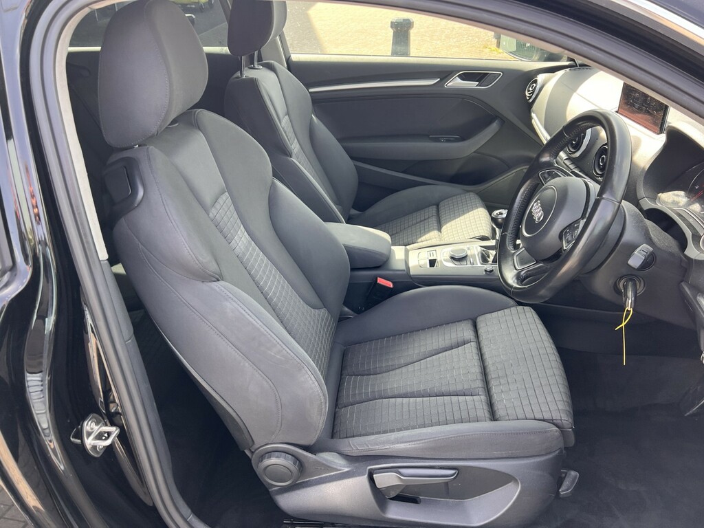 Audi A3 Hatchback 1.2 Tfsi Sport 2015 LR15XJY Black #5