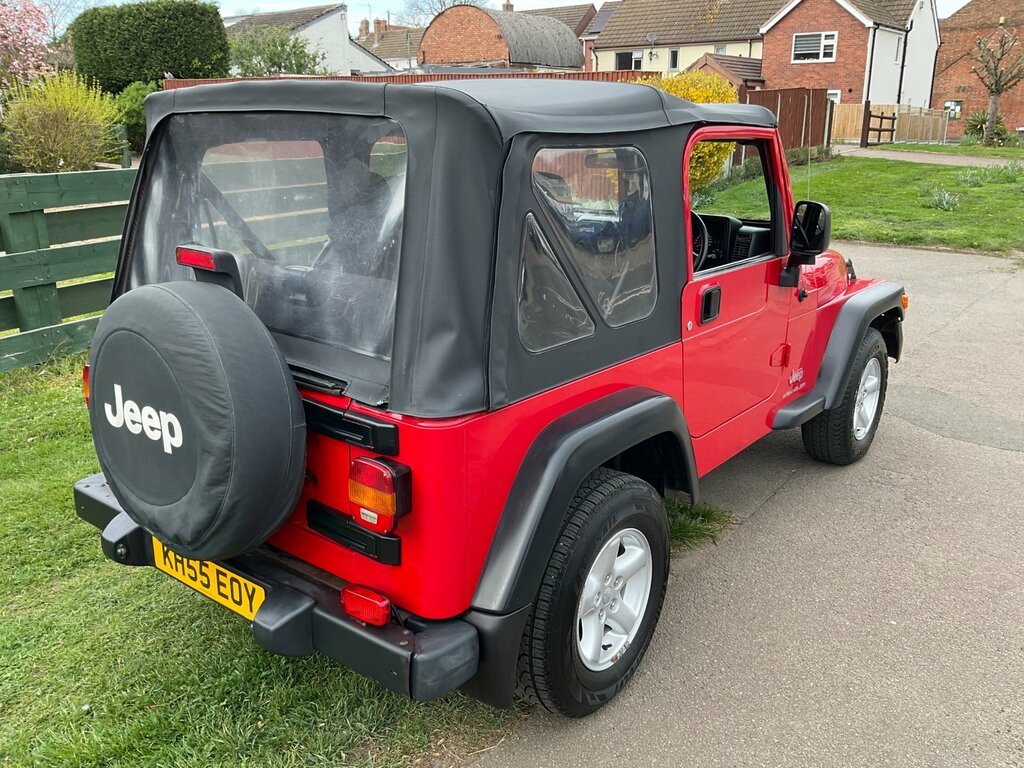 Jeep Wrangler Sahara Black #5
