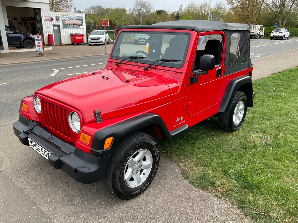 Jeep Wrangler Sahara Black #9