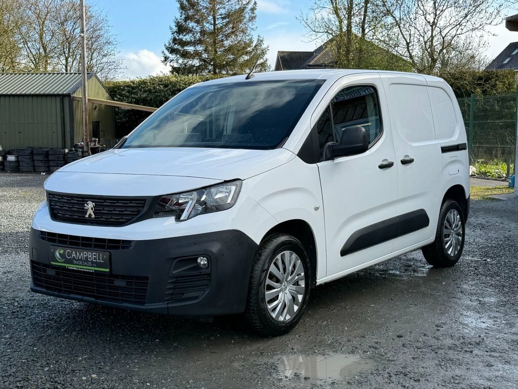 Peugeot Partner 1.5L Professional NY19XDW White #2