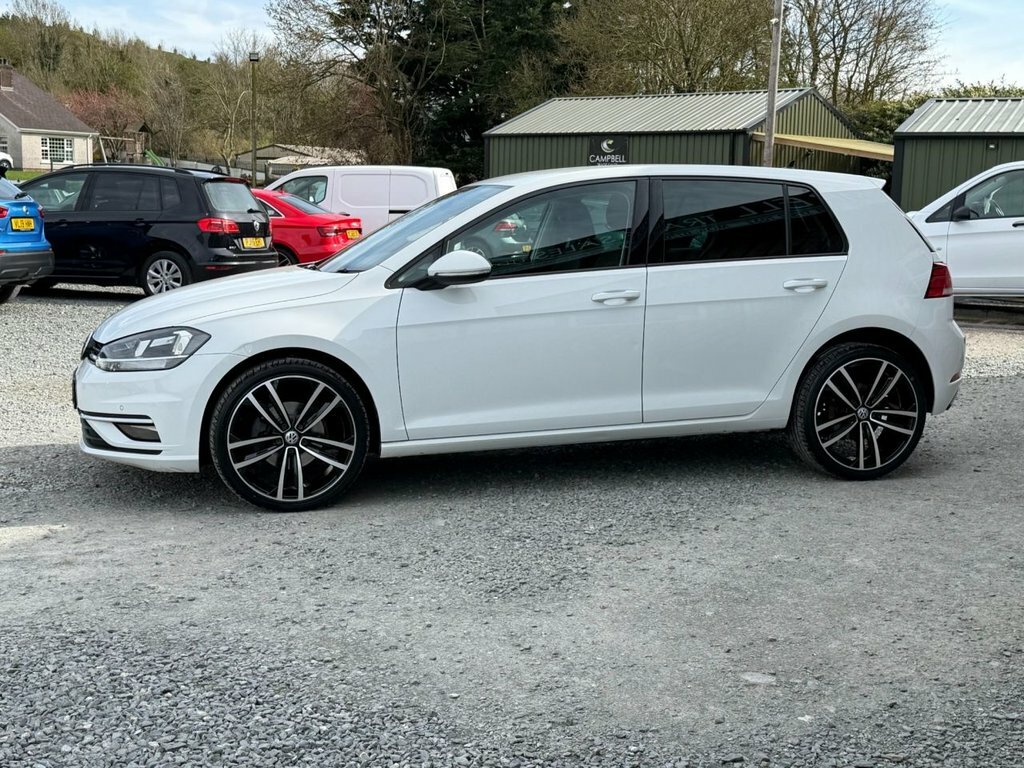 Volkswagen Golf 1.6L Match GD68JWW White #3