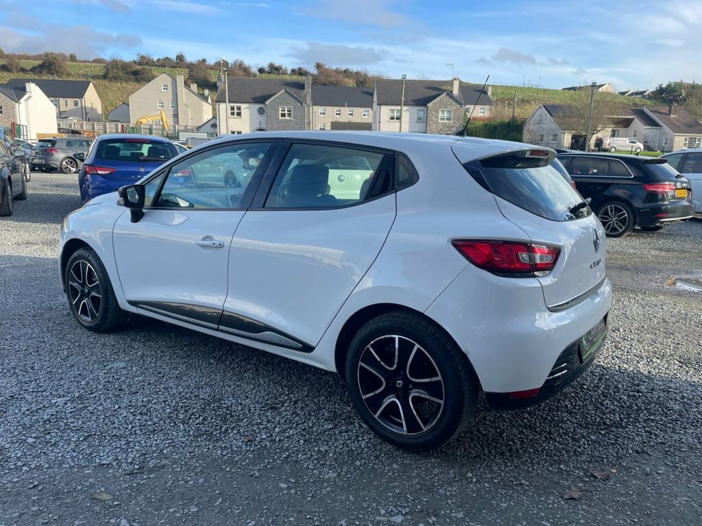 Renault Clio 1.2L Dynamique Nav SA66UKU White #5