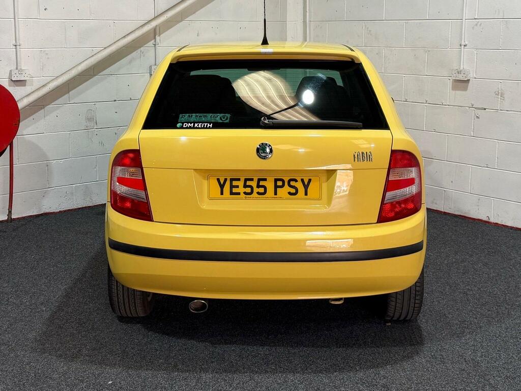 Skoda Fabia 1.2 Htp 12V Classic Yellow #5