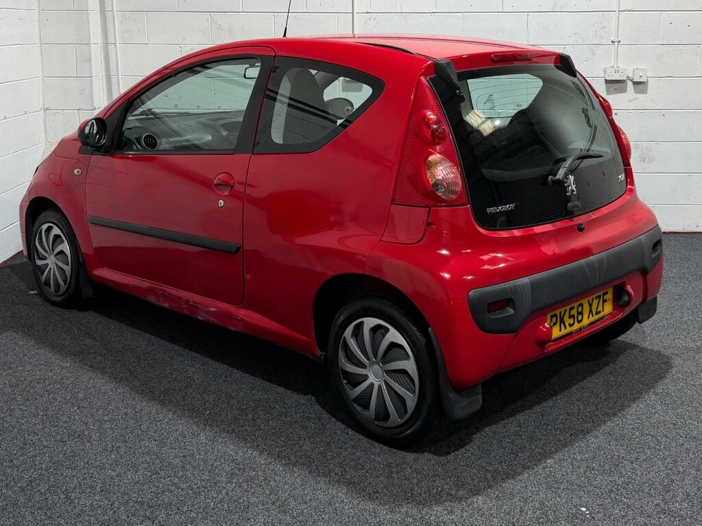 Peugeot 107 1.0 12V Urban 2 Tronic Euro 4 Red #4