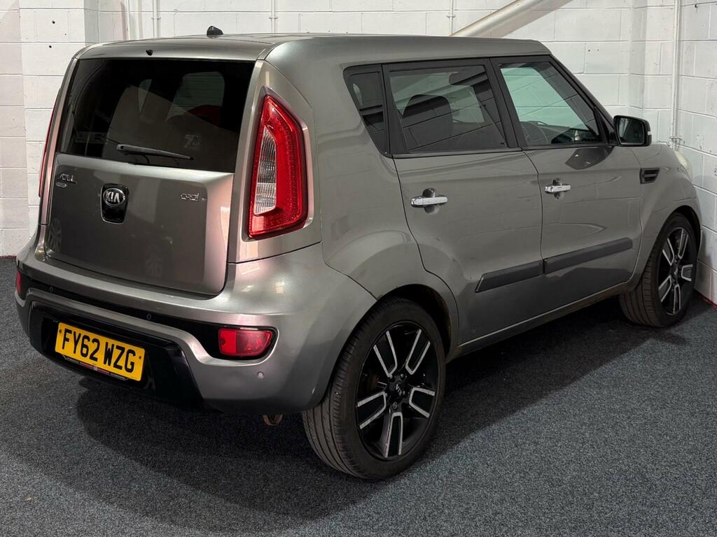 Kia Soul 1.6 Crdi Quantum Euro 5 Silver #5