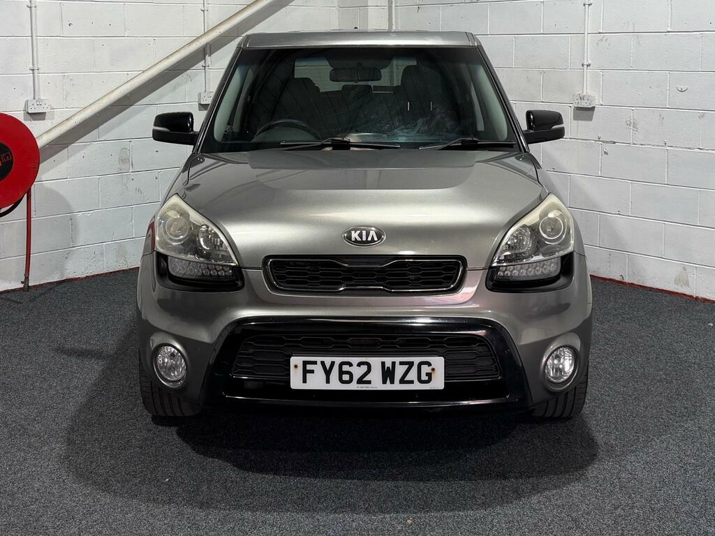 Kia Soul 1.6 Crdi Quantum Euro 5 Silver #2