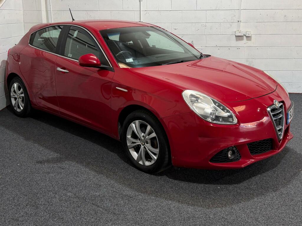 Alfa Romeo Giulietta 1.6 Jtdm-2 Lusso Euro 5 Ss Red