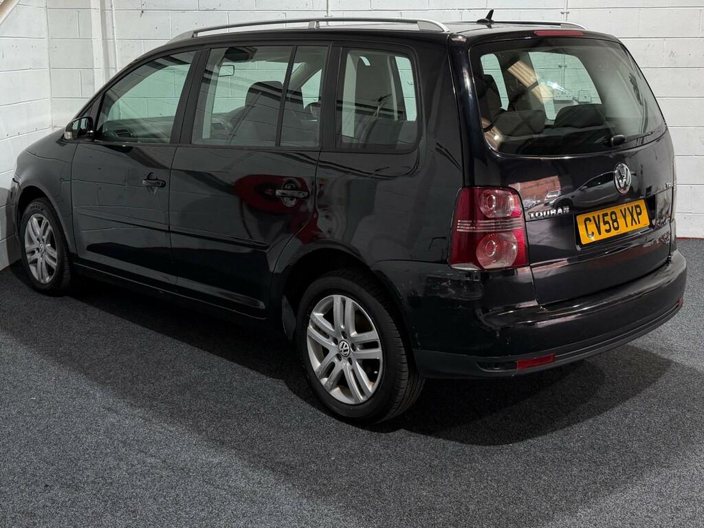 Volkswagen Touran 1.9 Tdi Se 7 Seats Black #4