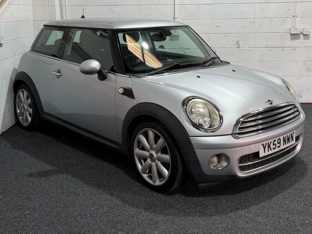 Mini Hatch 1.6 Cooper D Euro 4 YK59NWN Silver