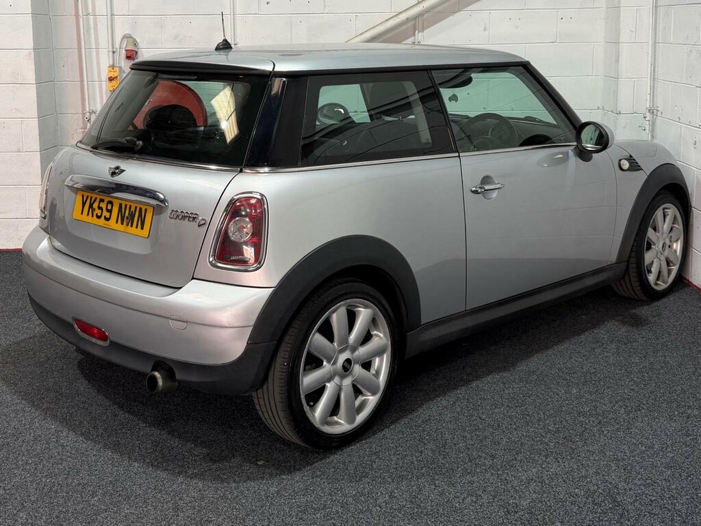 Mini Hatch 1.6 Cooper D Euro 4 YK59NWN Silver #6