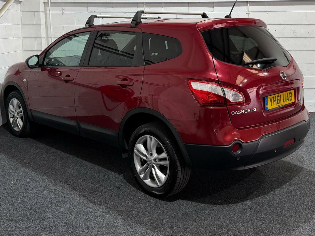 Nissan Qashqai+2 1.6 Acenta 2Wd Euro 5 Ss YH61UAB Red #4