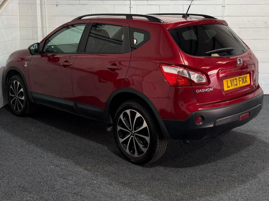 Nissan Qashqai 1.6 360 Cvt 2Wd Euro 5 LV13FNX Red #4
