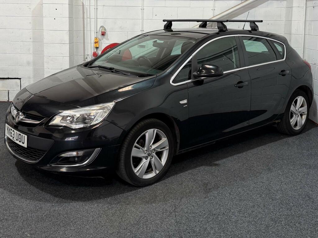 Vauxhall Astra 1.4 16V Sri Euro 5 YK63UOU Black #3
