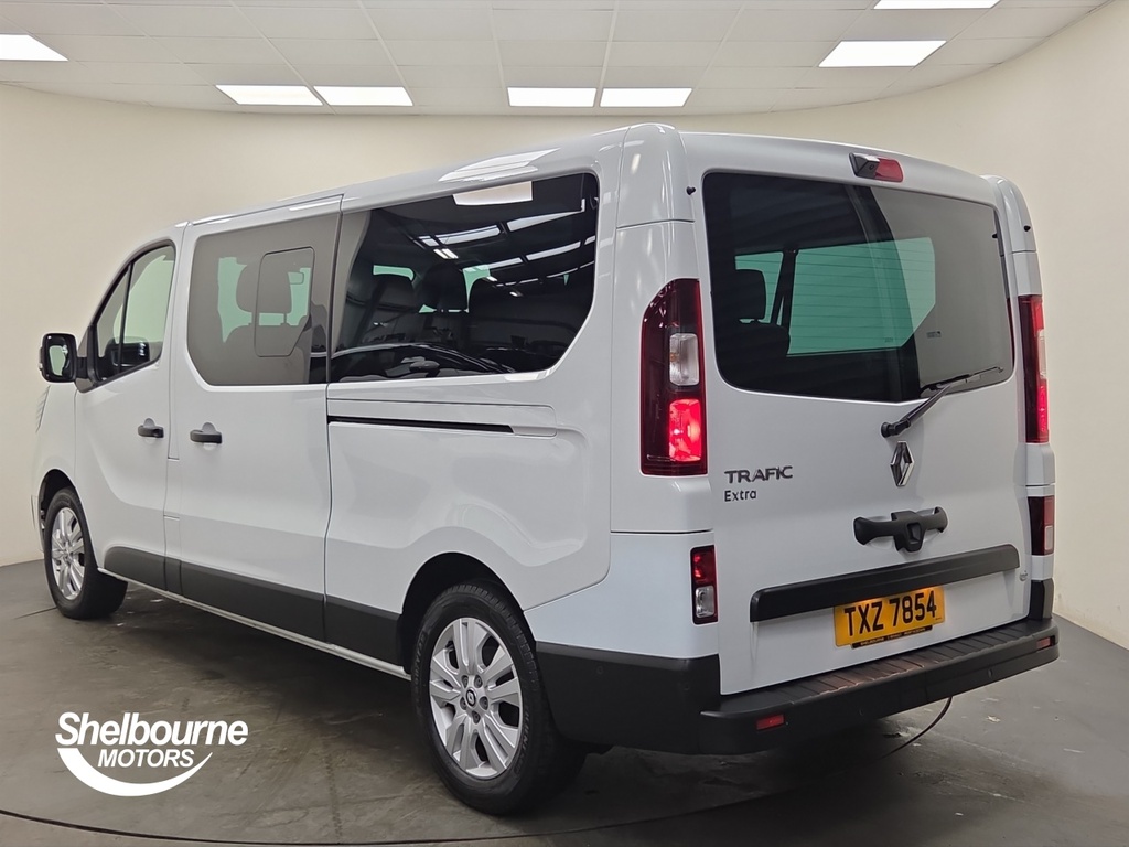 Renault Trafic All New Trafic Passenger Extra Ll30 Dci 170 9 Seat TXZ7854 White #2