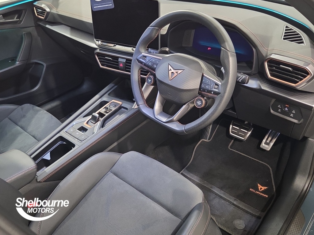 Cupra Leon Leon Estate 1.5 Etsi 150 V2 Dsg RF74OBK Blue #4