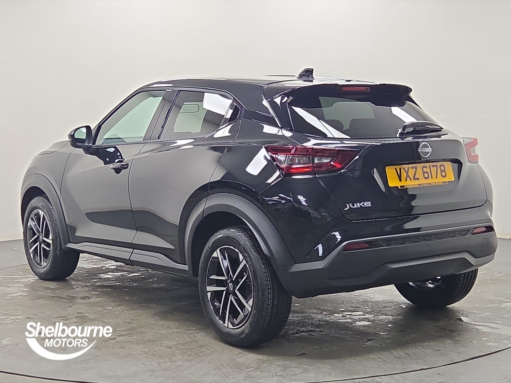 Nissan Juke Juke 1.0 Dig-t N-connecta Hatchback VXZ6178 Black #2