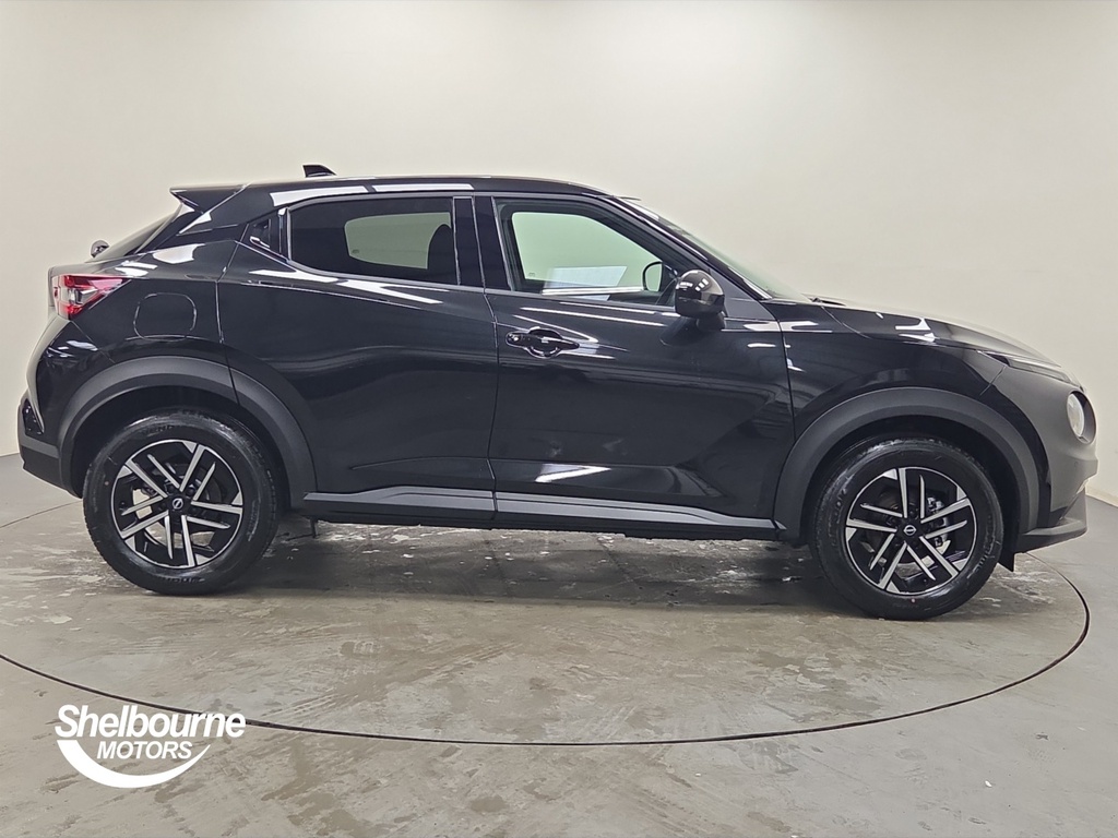Nissan Juke Juke 1.0 Dig-t N-connecta Hatchback VXZ6178 Black #3
