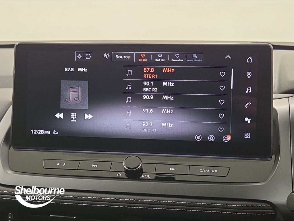 Nissan Qashqai Qashqai 1.3 Dig-t Mh 158 N-connecta Glass Rf Black #5