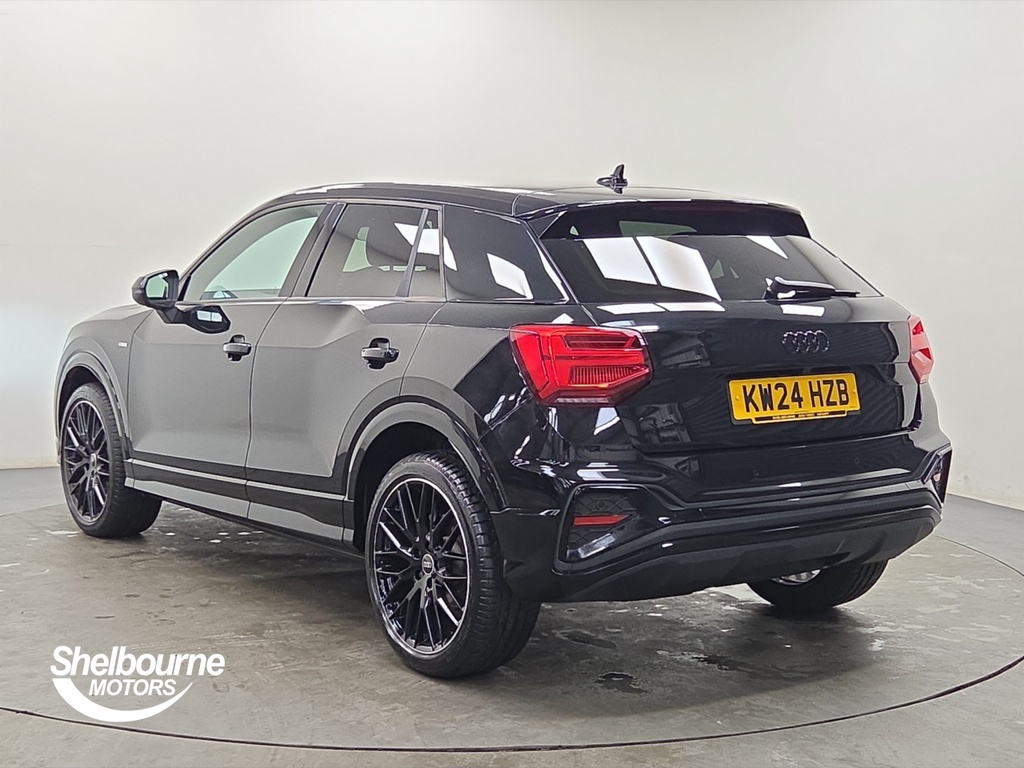 Audi Q2 Q2 1.5 Tfsi Cod 35 Black Edition Suv S KW24HZB Black #2