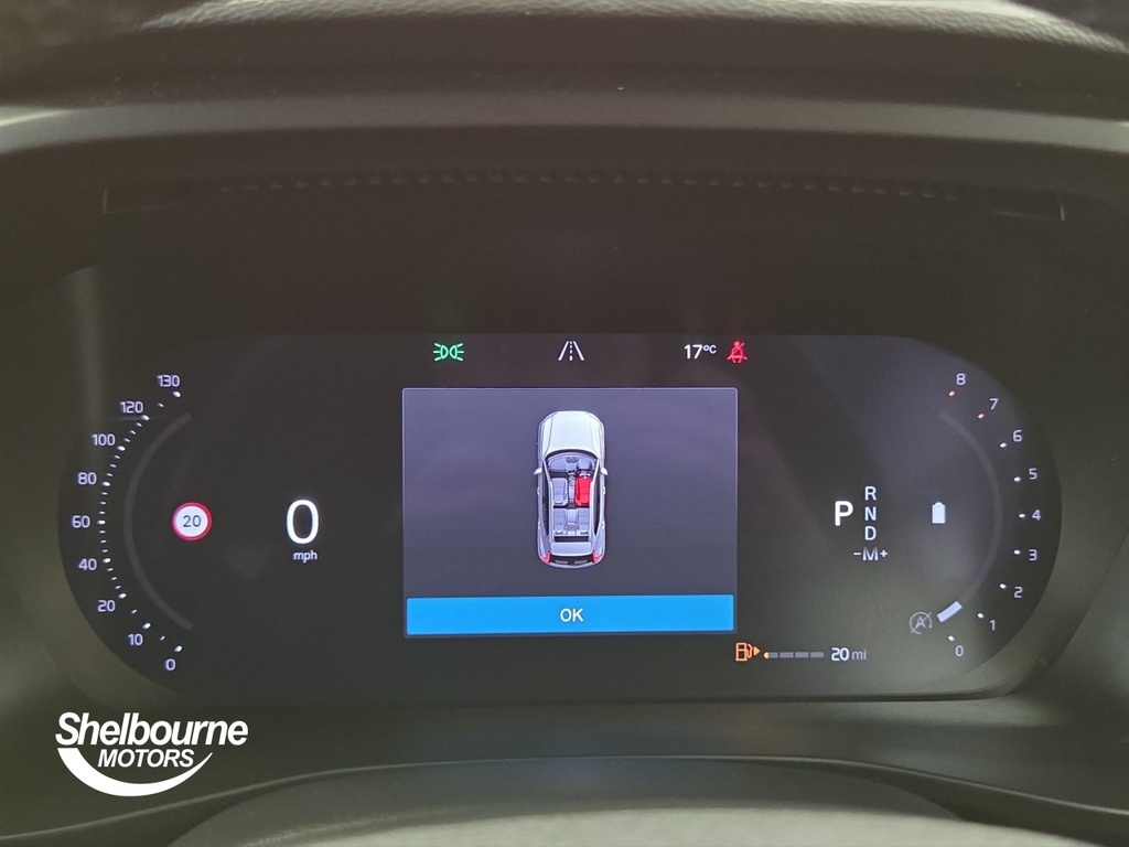 Volvo XC40 Xc40 2.0 B4 Mhev Plus Suv Hybrid Dct Au RX72NWK Black #5