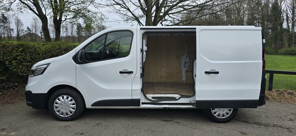 Renault Trafic 2.0 Dci Blue Sl30 Start Panel Van Manua VN23UXB White #5
